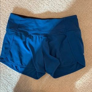 Lululemon run times short! Size 4